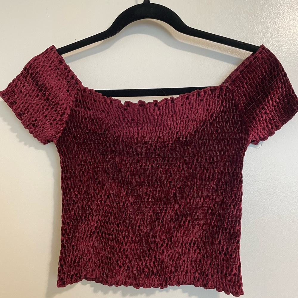 Urban Outfitters, Velvet crop top, size M